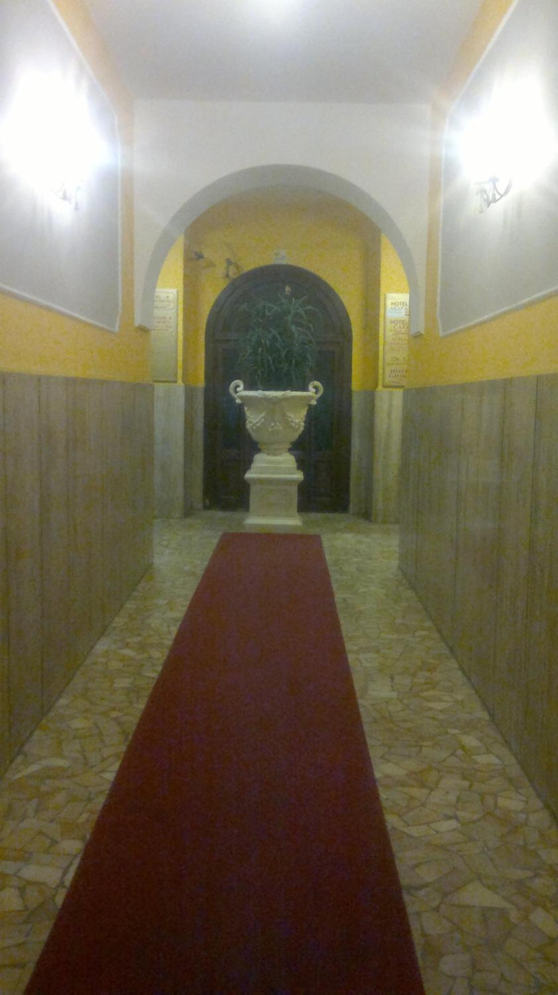 Hotel Stadler 2 Рим Екстериор снимка